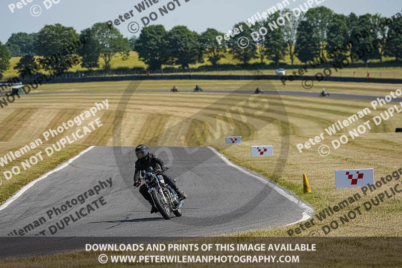 cadwell park;cadwell park photographs;cadwell trackday photographs;enduro digital images;event digital images;eventdigitalimages;peter wileman photography;racing digital images;trackday digital images;trackday photos